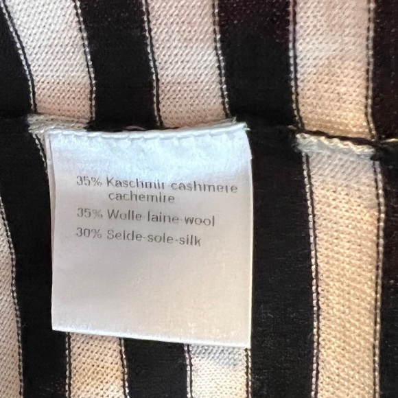 Akris Punto Striped Cashmere Blend Sweater - Picture 5 of 6